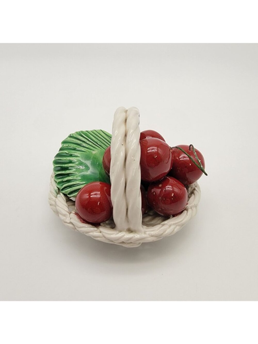 Vintage Italian Pottery Basket Of Cherries Sculpture - Picture 7 of 12